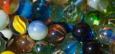 Règles du jeu de billes : variantes, mise en place et conseils